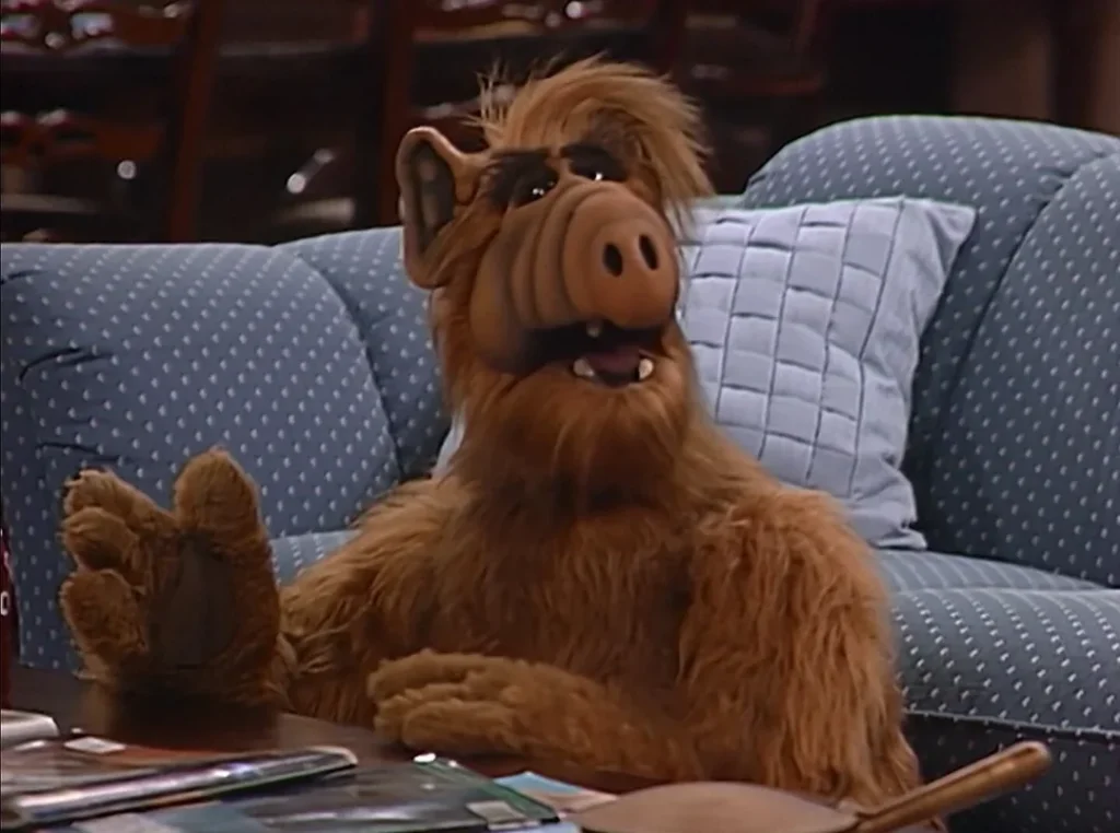 ALF: risate e nostalgia con l’alieno del pianeta Melmac alf
